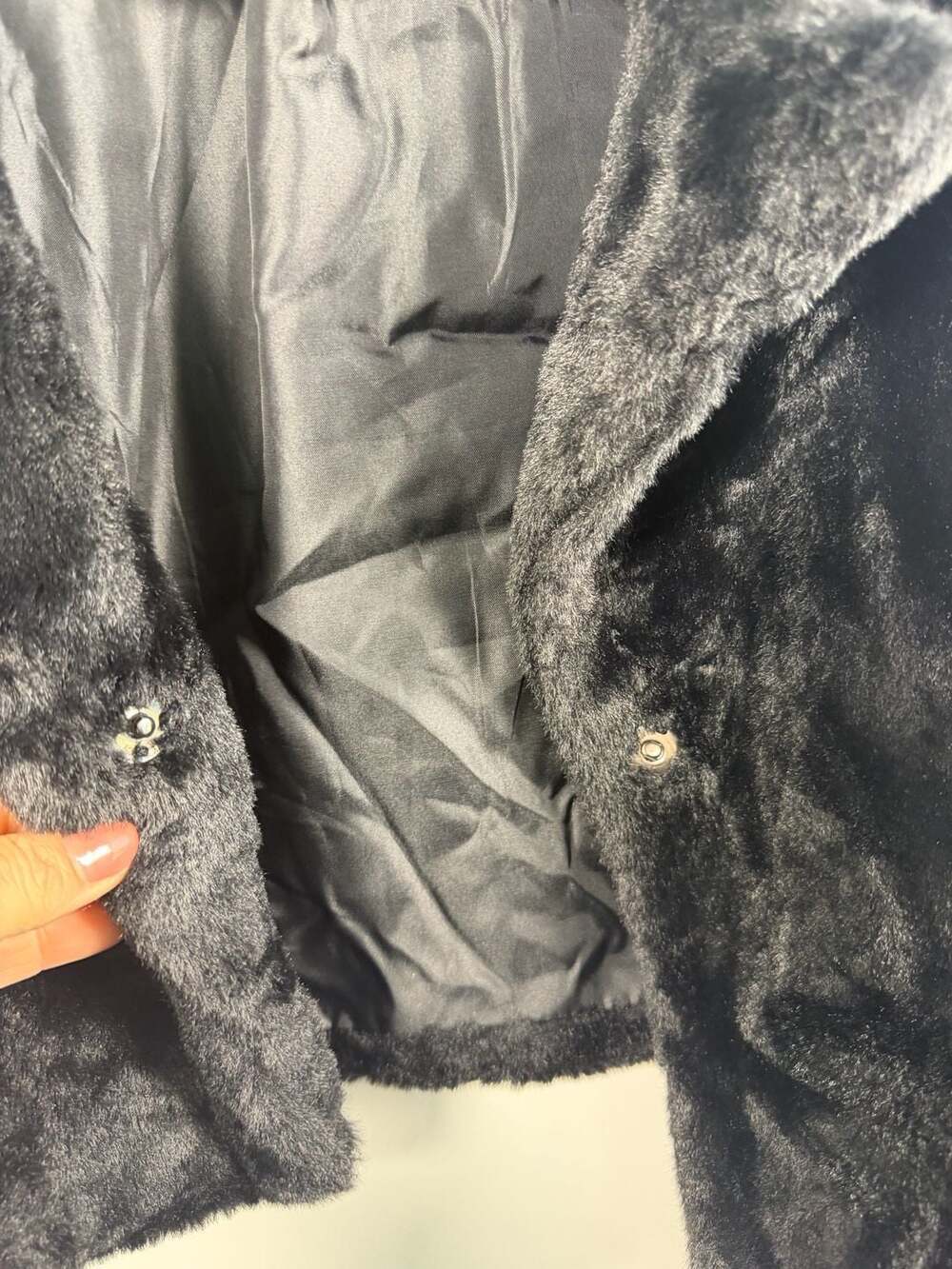 Love Poem by Block Black Cropped Faux Fur Bunny Jacket Size Small - Picture 3 of 5